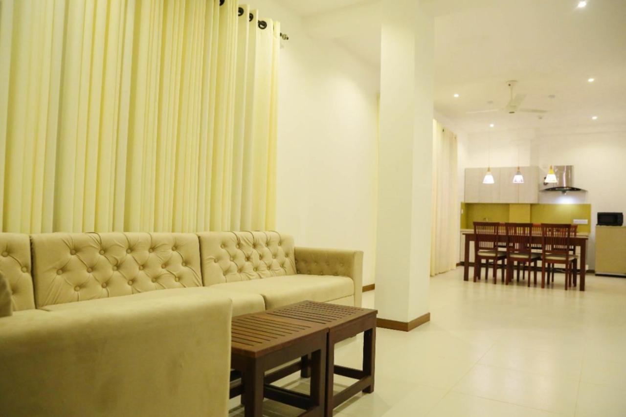 Apna Colombo Aparthotel Nawala Luaran gambar