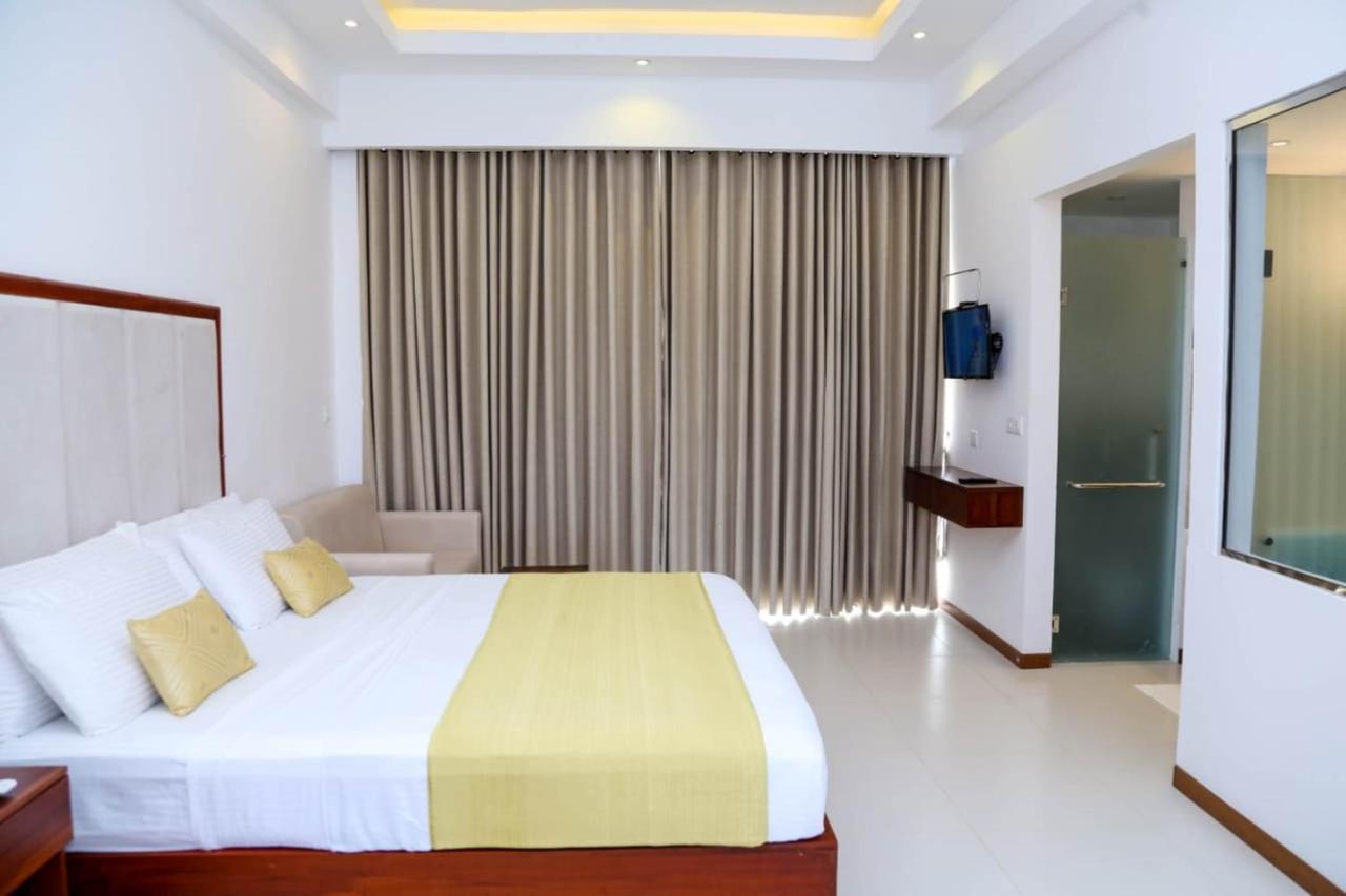 Apna Colombo Aparthotel Nawala Luaran gambar